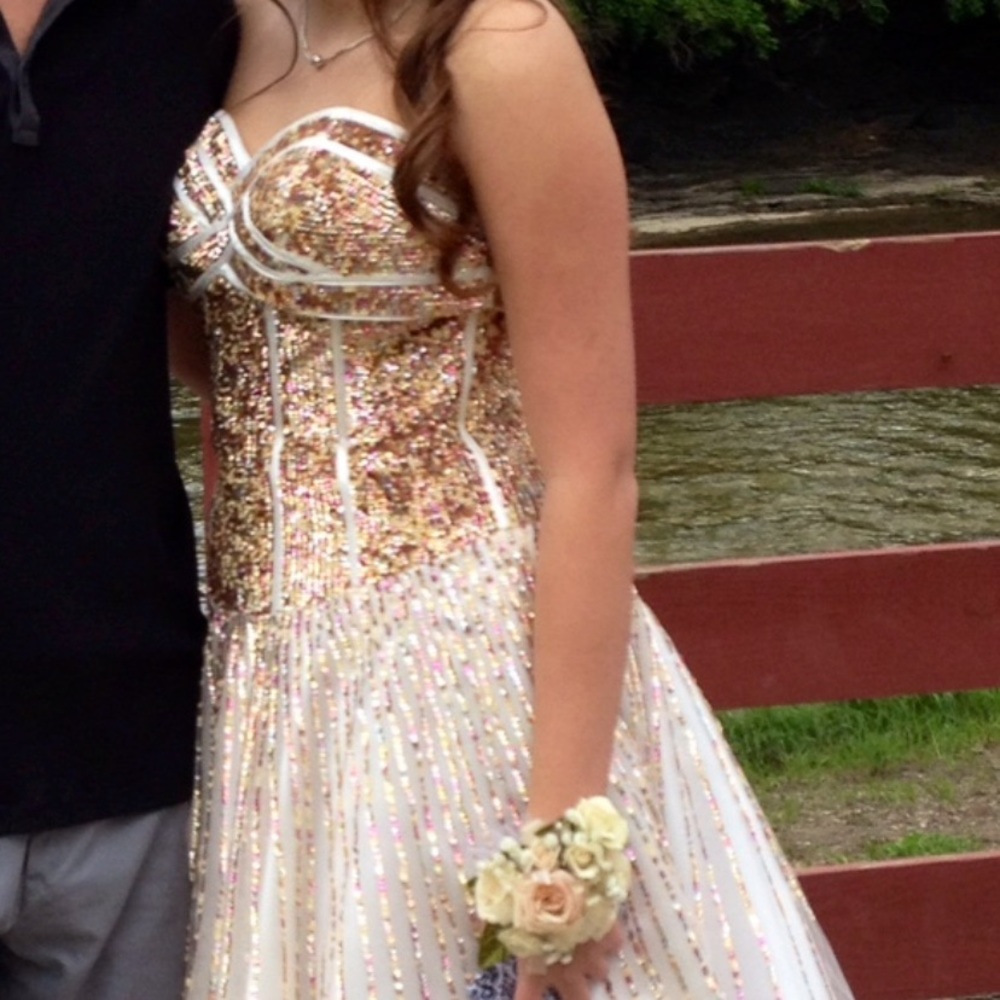 Prom dress